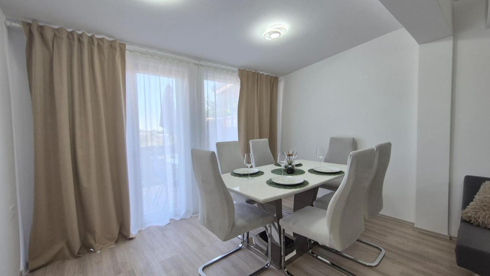 Apartament Meressa Leonardo *